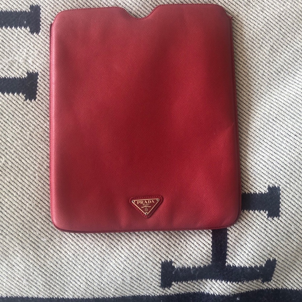 Prada Red Case. - image 8
